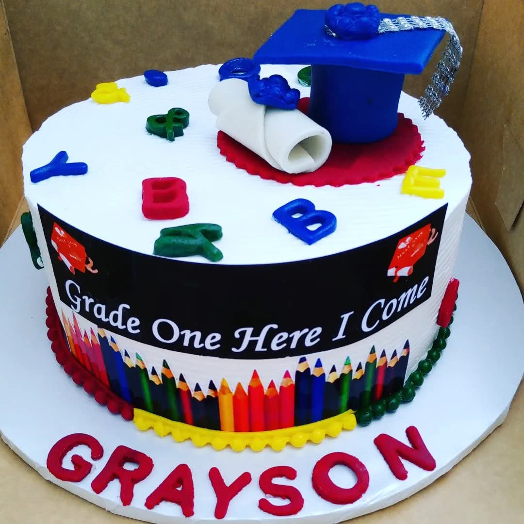 Kindergarten graduation cake