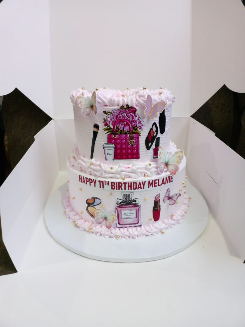 Girls Happy Birthday cakes